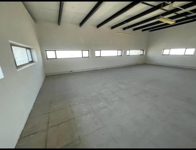 236M² RETAIL TO LET IN BRYANSTON